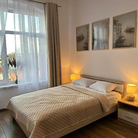 Apartament Apartament Piaskowy Kollataja Tomaszów Mazowiecki Zewnętrze zdjęcie